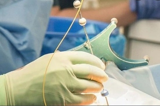 Vụ chém đứt lìa 2 tay vợ: Người nhà yêu cầu bác sĩ giữ kín mọi thông tin