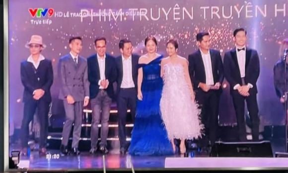 Cùng vướng scandal muối mặt, Phương Oanh trắng tay nhưng Hồng Đăng lại đón tin vui trong sự nghiệp-3