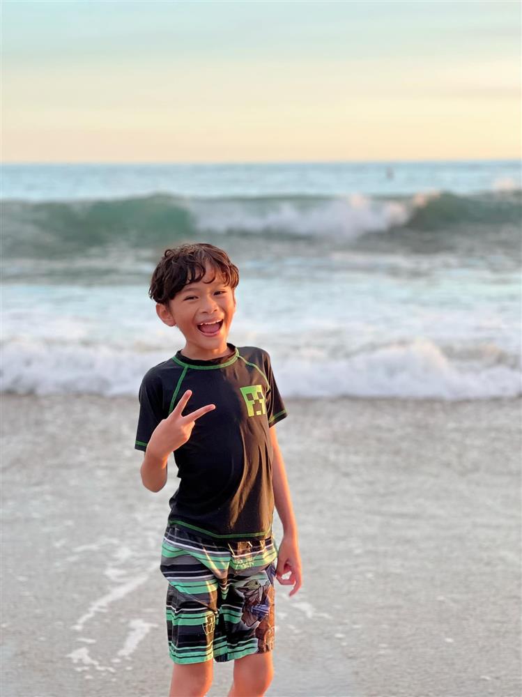 Ca sĩ Thanh Thảo nêu quan điểm nuôi con chuẩn Mỹ-3