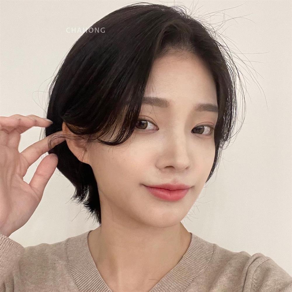 4 xu hướng tóc ngắn mốt nhất mùa thu 2022-6