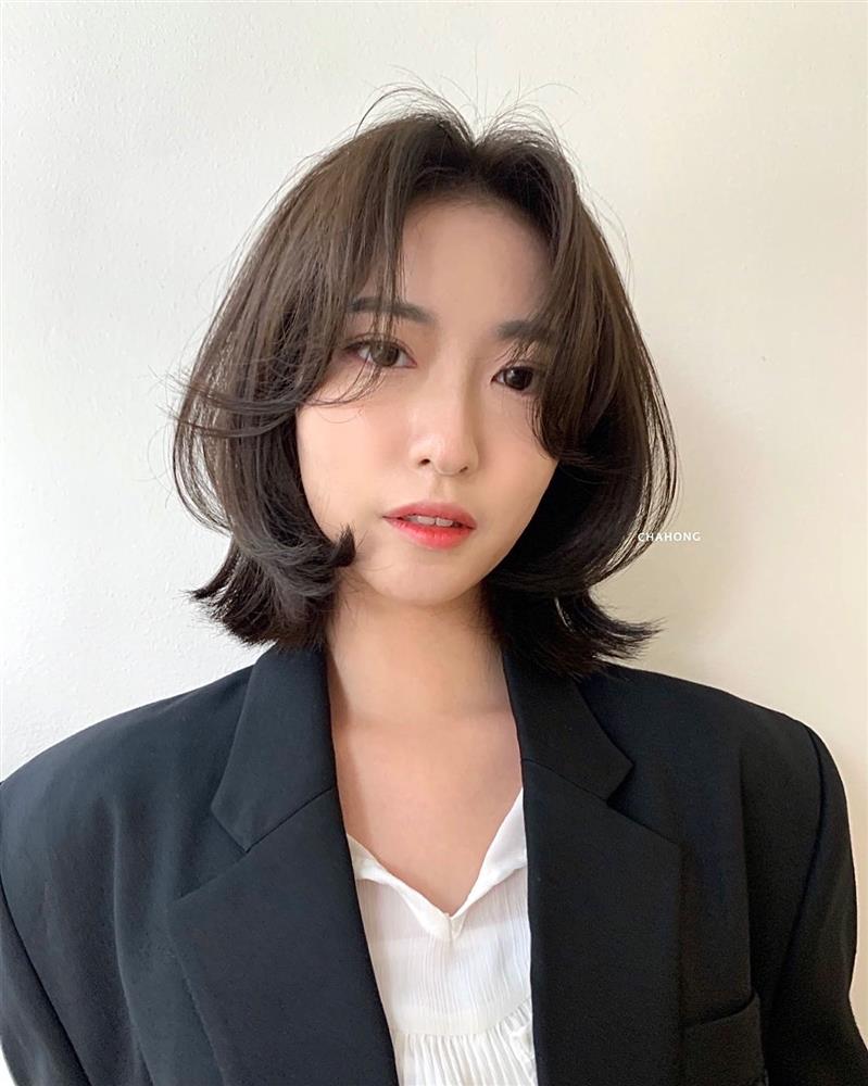 4 xu hướng tóc ngắn mốt nhất mùa thu 2022-16