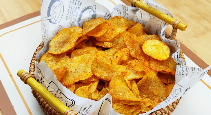 Tự làm snack khoai tây giòn thơm hóa ra không khó chút nào!-8