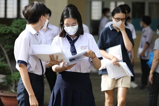 NÓNG: Sau khi biết điểm chuẩn, thí sinh cần làm gì để không bỏ lỡ cơ hội vào Đại học?