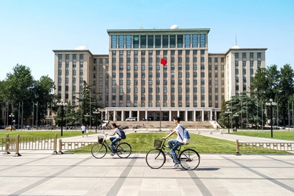 2 đại học Trung Quốc lọt top 10 lò” đào tạo giới siêu giàu trên thế giới-1