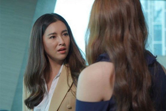 Đến chơi nhà bạn trai, chị gái anh nói ra bí mật khiến tôi chao đảo