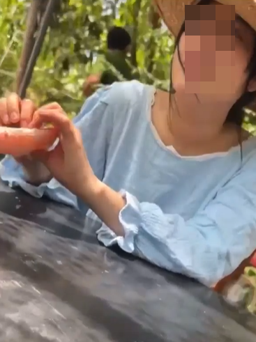 Bị chủ nợ truy lùng tận nơi, hot girl lừa đảo 17 tỷ vẫn thản nhiên ngồi ăn bưởi-3