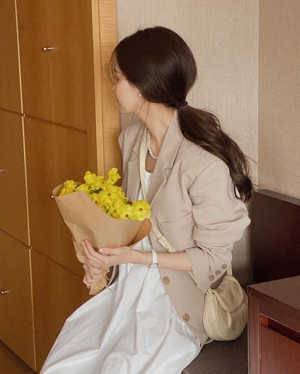 4 kiểu tóc lý tưởng để áp dụng khi diện váy-14