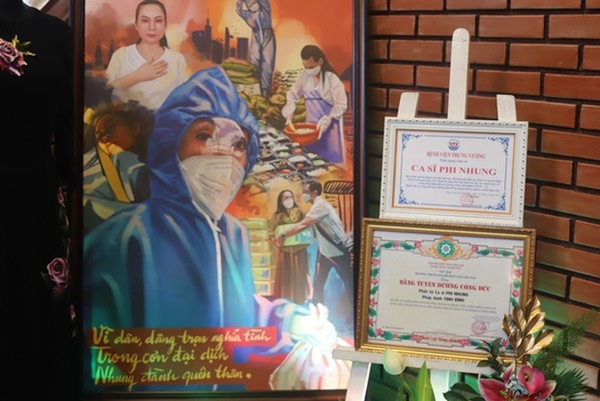 Trường Giang - Mạnh Quỳnh và các nghệ sĩ tưởng nhớ ca sĩ Phi Nhung-1