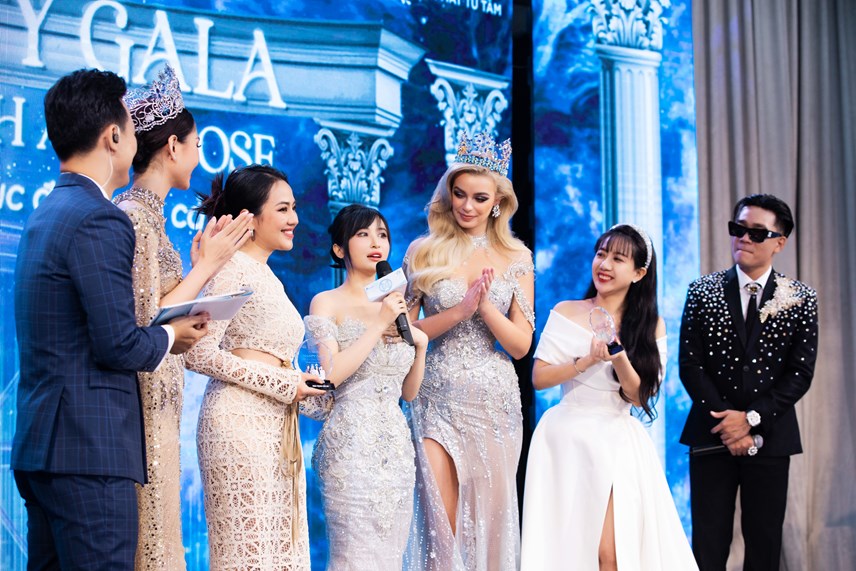 Ban Tổ chức nói về việc hoa hậu Mai Phương rao bán vương miện-5