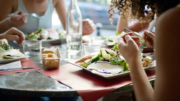 Đều đặn làm 4 việc này hàng ngày sẽ khiến lượng đường huyết tăng mất kiểm soát-5