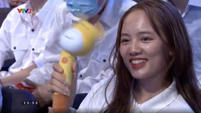 Nam sinh Olympia giành vòng nguyệt quế với biểu cảm mặt lạnh tanh nhưng lập 1 thành tích khó ai đạt được-7