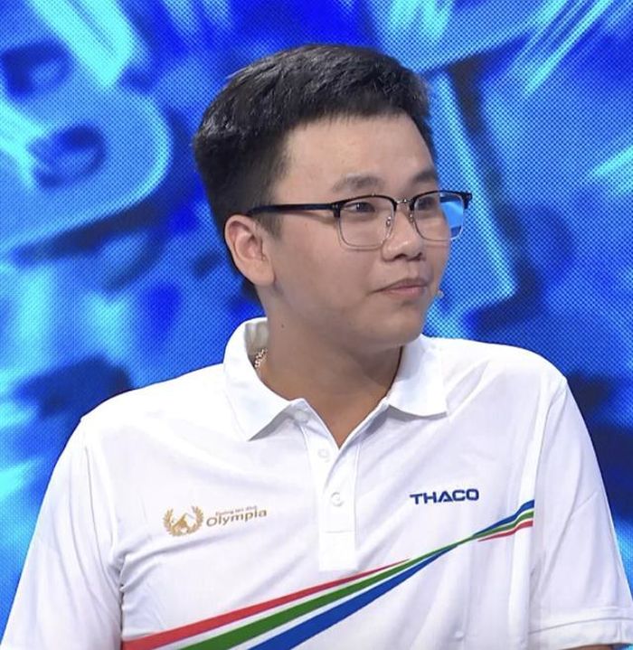 Nam sinh Olympia giành vòng nguyệt quế với biểu cảm mặt lạnh tanh nhưng lập 1 thành tích khó ai đạt được-6