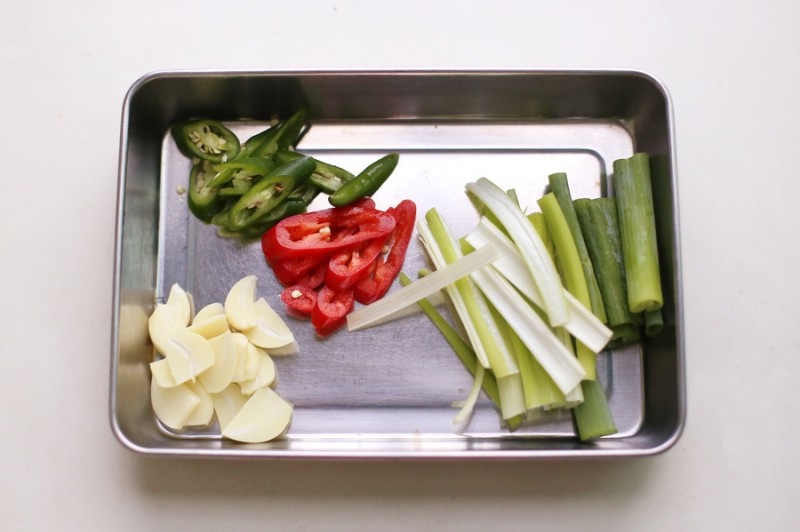 Học người Hàn cách làm thịt xào giá đỗ lạ miệng ngon cơm-3