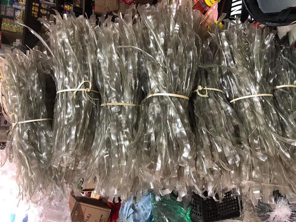 Miến dong sợi to lạ mắt, khách ăn khen nức nở-1