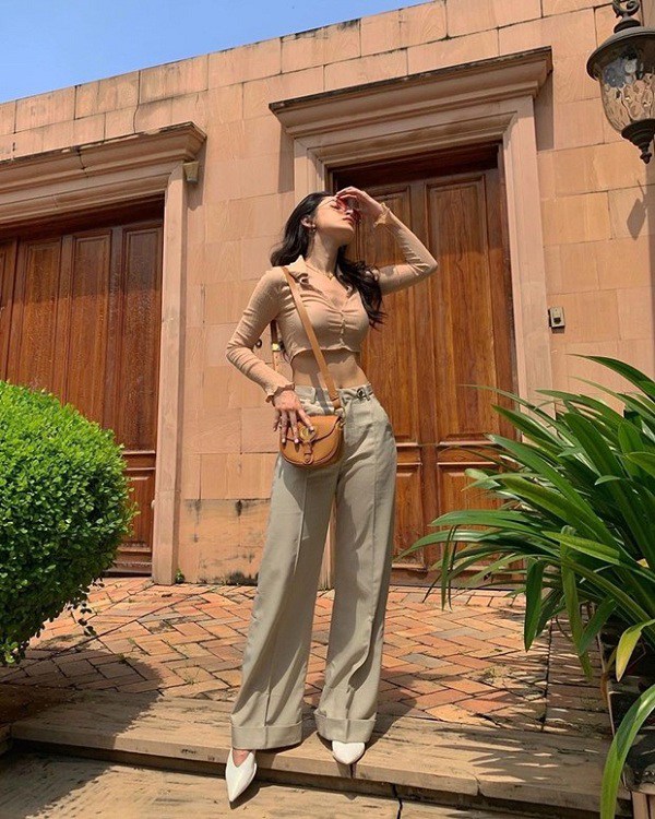 Sao Việt khéo diện đồ màu trung tính: Outfit nào cũng chuẩn tinh tế, đáng để học hỏi-9