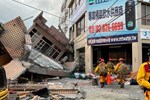 Động đất mạnh 6,4 độ Richter, người dân tháo chạy ra khỏi nhà-1
