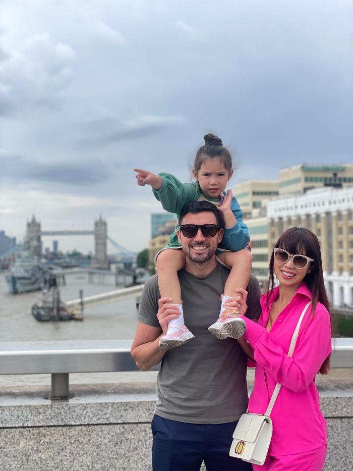 Con gái thích 6 chiếc xe hơn 6 múi: So sánh coi nhẹ phụ nữ tự lập, cổ xúy sự thực dụng!-2