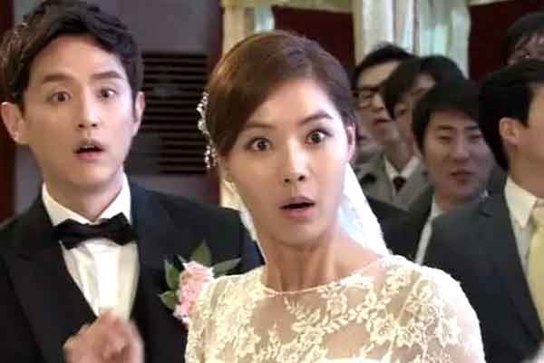 Chồng cũ bẩn tính gửi ‘món quà’ vào ngày cưới khiến tôi khốn khổ-1