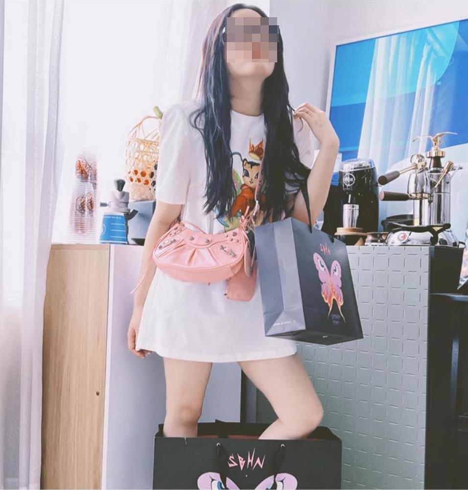 Nghi vấn quen là đòi cưới của hotgirl Anna Bắc Giang-4