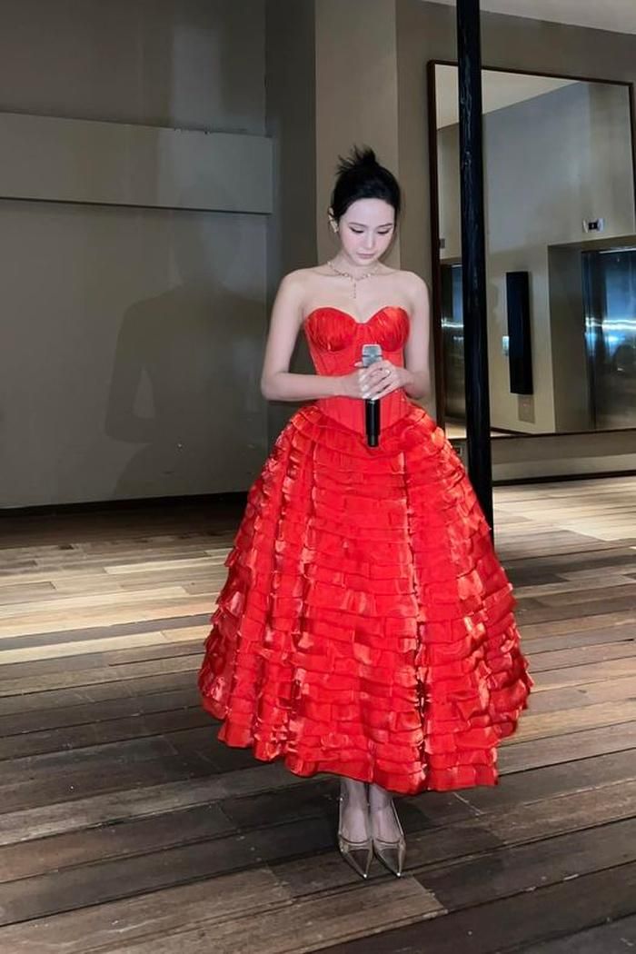 Bị chửi nát nước, Hiền Hồ vẫn thản nhiên khoe được fan quay xe đầy thắm thiết-4