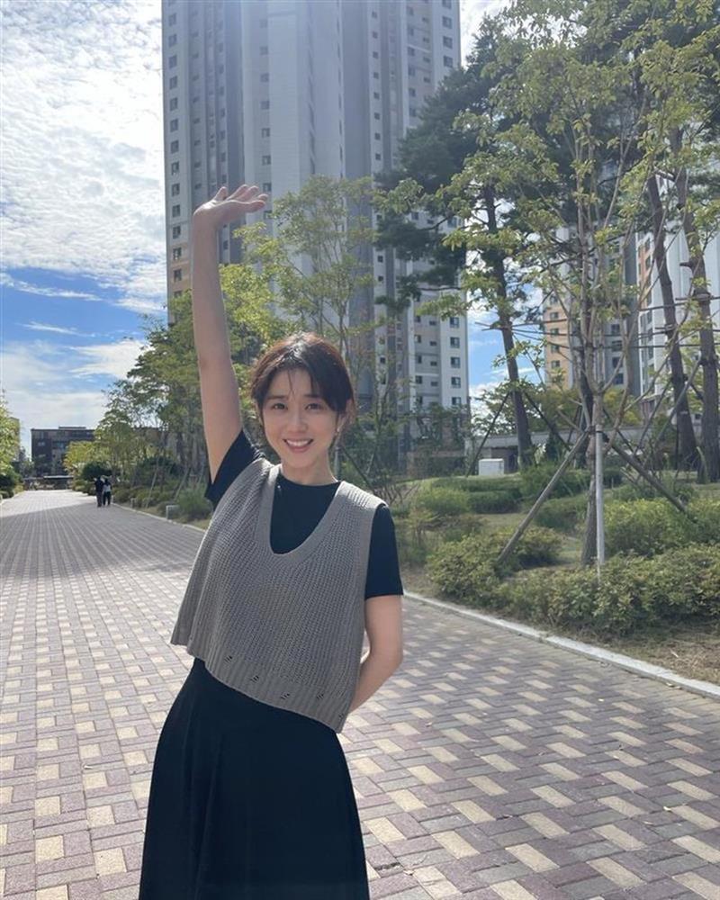 Hôn nhân kín tiếng và ngọt ngào của Jang Nara bên chồng kém tuổi-8