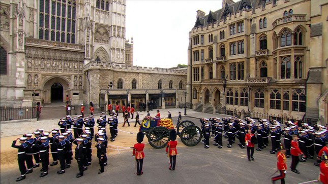 Toàn cảnh tang lễ Nữ hoàng Anh Elizabeth II-11