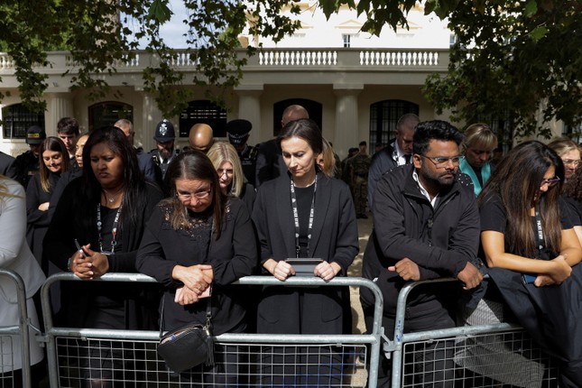 Toàn cảnh tang lễ Nữ hoàng Anh Elizabeth II-18