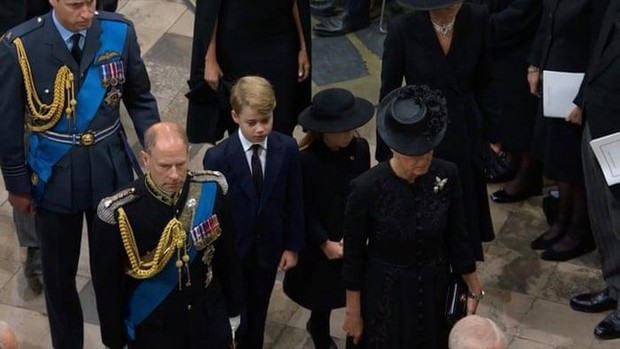 Toàn cảnh tang lễ Nữ hoàng Anh Elizabeth II-23