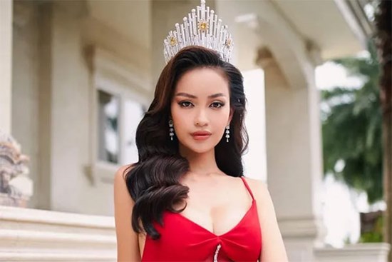 Ngọc Châu thi Hoa hậu Hoàn vũ tại Mỹ