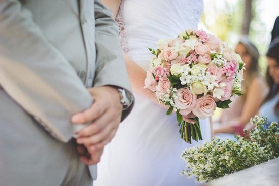 Bi kịch của cô dâu xăm tên người yêu cũ trên ngực