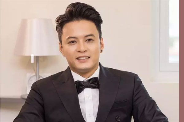 Hồng Đăng khoe ảnh sang chảnh trong biệt thự 3 mặt tiền-14