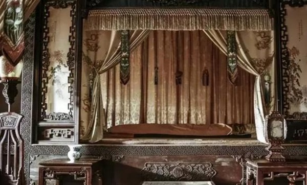 Câu nói: Ba không trồng trước mộ, bốn không để trên giường, nó có nghĩa là gì?-4