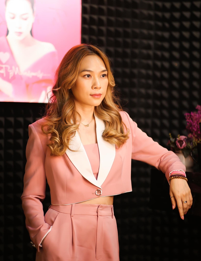 Mỹ Tâm và chiêu mix đồ đáp trả tin đồn bầu bí-5