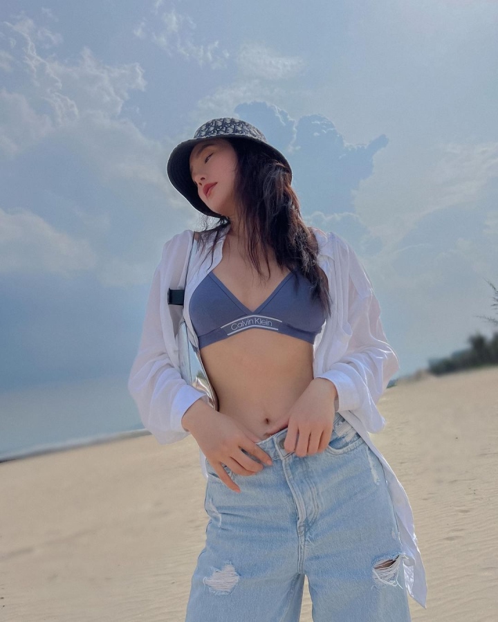 Muôn kiểu phản ứng của mỹ nhân Việt trước tin đồn bầu bí-15