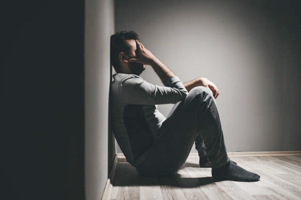 Chồng sợ hãi, xin ly hôn vì vợ đòi hỏi ‘chuyện ấy’ quá mức-1