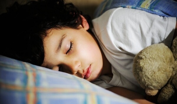 Bé trai 5 tuổi cao thêm 6cm trong nửa năm nhờ 3 việc làm đúng đắn của người mẹ-1