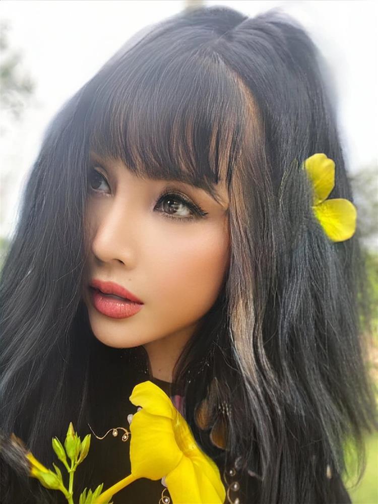 NSND Lan Hương Em Bé Hà Nội ảnh trước và sau chỉnh sửa-3