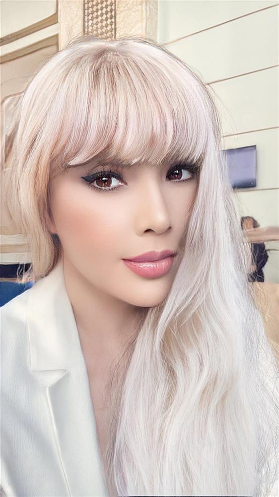 NSND Lan Hương Em Bé Hà Nội ảnh trước và sau chỉnh sửa-4