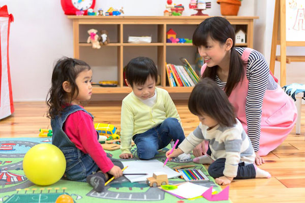 Dạy trẻ 6 tháng tuổi những gì để con có điểm tựa phát triển tốt-6