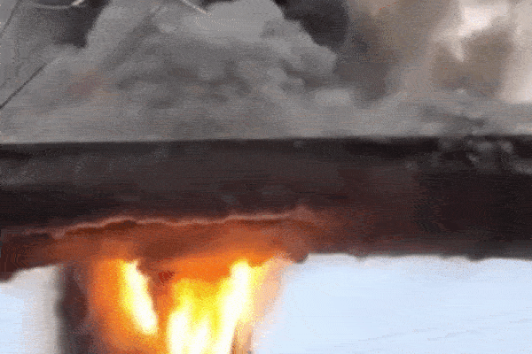 Những cây cầu kính không dành cho người yếu tim-1