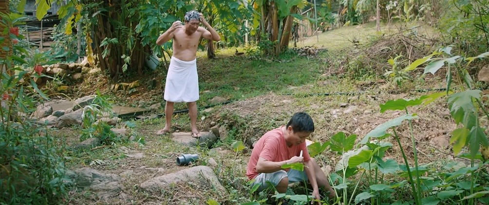 NSND Trọng Trinh - NSƯT Chí Trung không ngừng khẩu chiến trong Thông gia ngõ hẹp-5