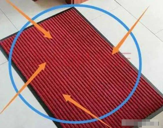 Đừng bao giờ đặt thảm chùi chân như kiểu này kẻo Thần Tài luôn tránh xa nhà bạn-3