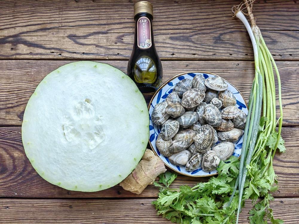 Canh ngao nấu bí đao ngọt mát ngày nóng-1