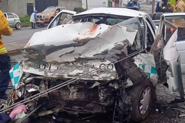 Tai nạn ô tô kinh hoàng khiến 2 người chết tại chỗ, quốc lộ phong tỏa 13 tiếng-1