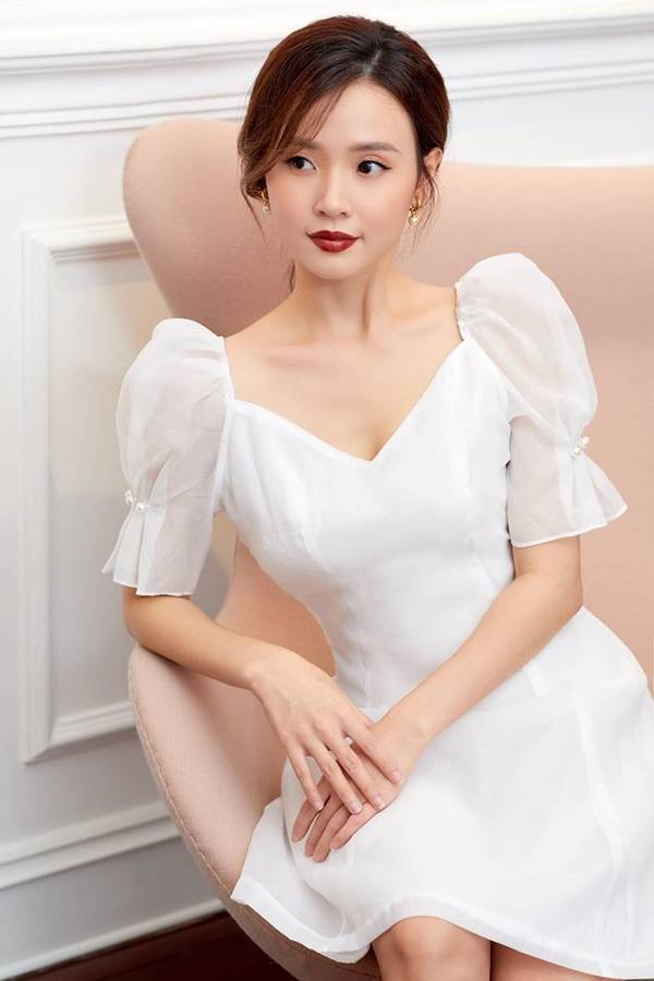 3 sao Việt vừa đẹp nổi tiếng, vừa là gái vàng trong làng kinh doanh bất động sản-7