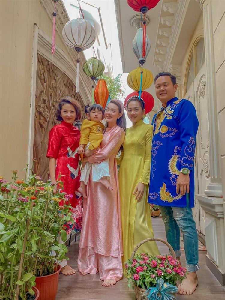 3 sao Việt vừa đẹp nổi tiếng, vừa là gái vàng trong làng kinh doanh bất động sản-17