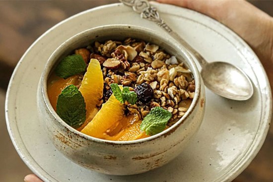 Cách làm sữa chua đậu nành ăn sáng ngon mà ăn vặt cũng hợp lý