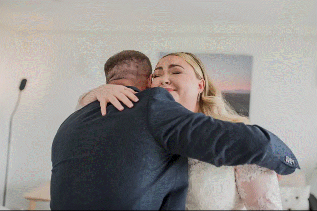 Chú rể kém 6 tuổi bỏ trốn ngay trước lễ cưới, cô dâu đưa ra quyết định kinh ngạc-5