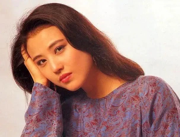 Chu Chỉ Nhược Châu Hải My sống một mình trong biệt thự rộng lớn sau thăng trầm tình cảm-1