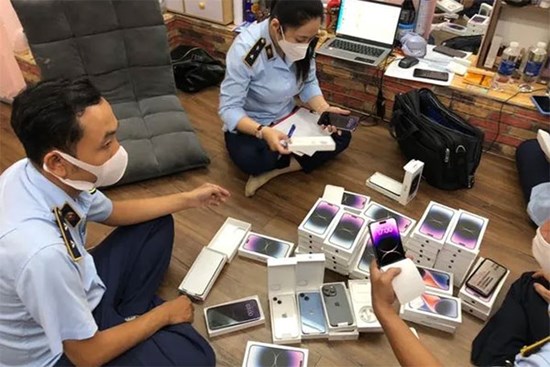 Phát hiện lô iPhone 14 đầu tiên nghi nhập lậu